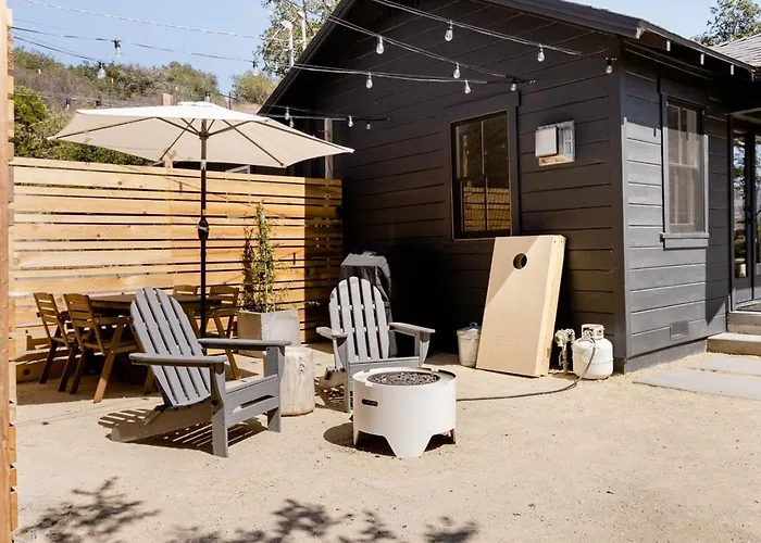 Wild Hair Studio-Stylish Farm Stay W Ev Charger
