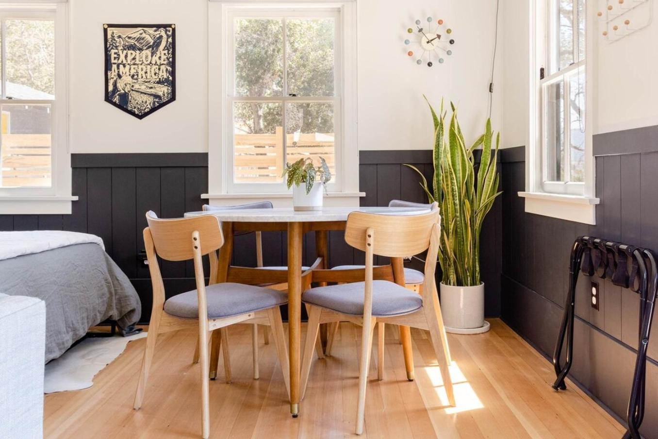 Wild Hair Studio-stylish Farm W Ev Charger Farm stay